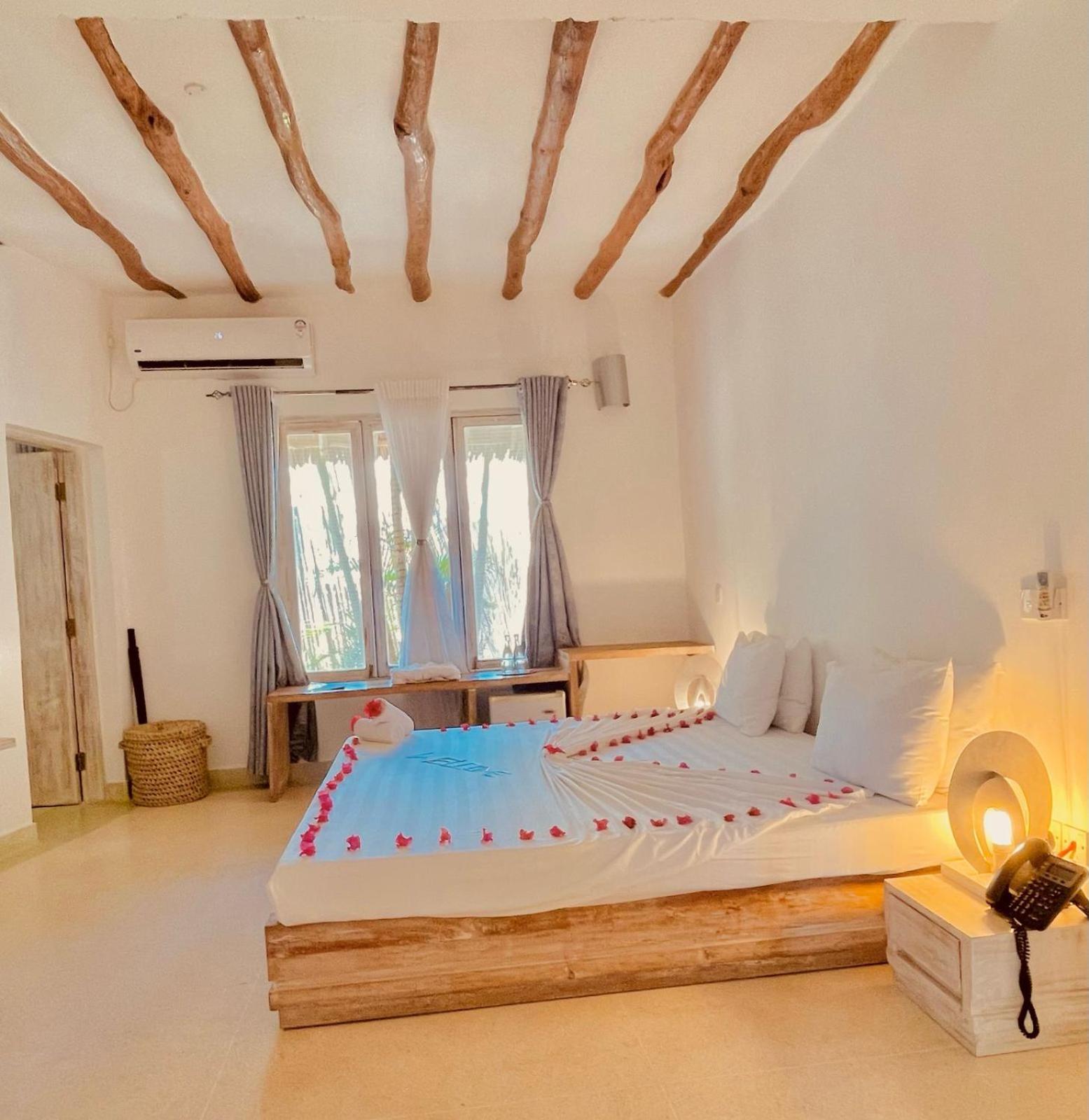 Terrazza Mawe Zuri Resort Watamu Exterior photo
