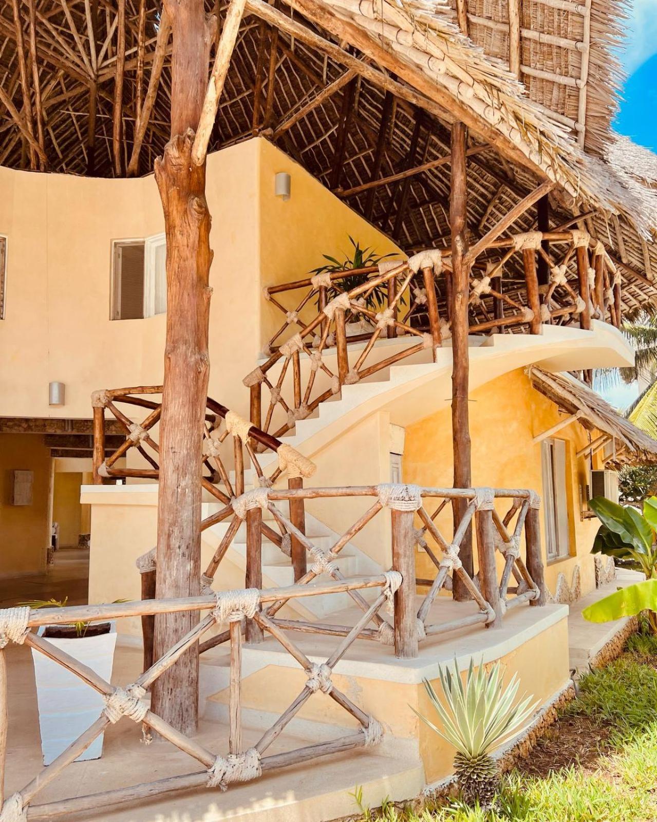 Terrazza Mawe Zuri Resort Watamu Exterior photo